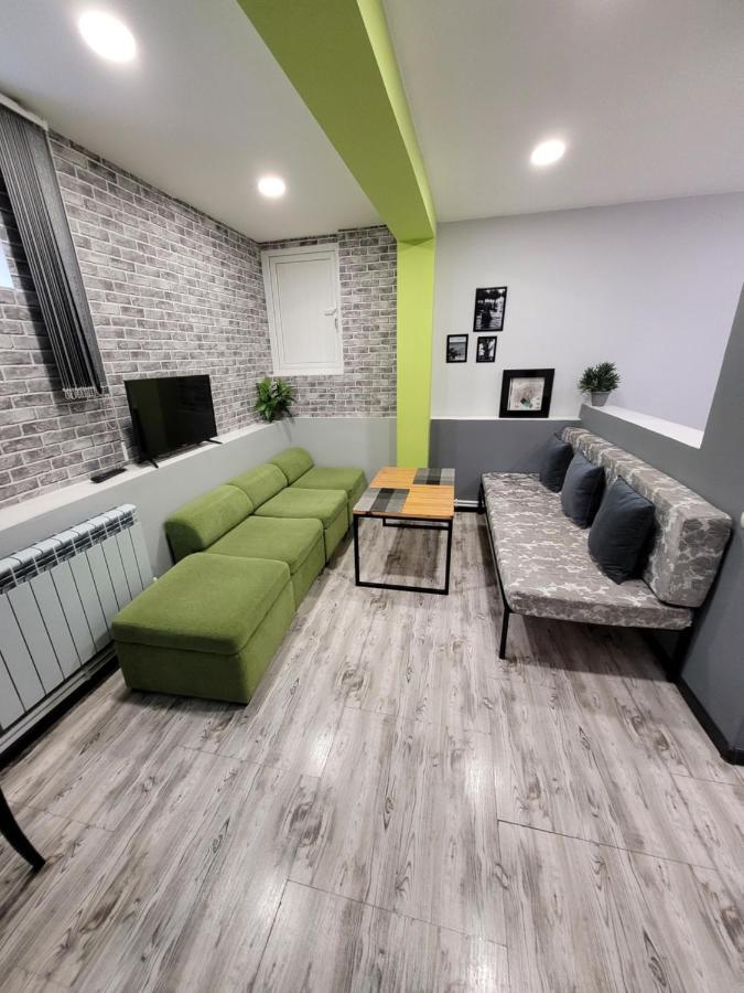 Дом 33 Возле Клиники Астхик Villa Jerevan Eksteriør billede